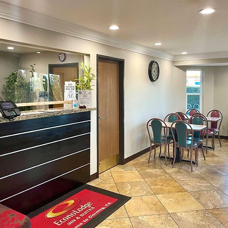 Econo Lodge Inn & Suites Corning Eksteriør billede