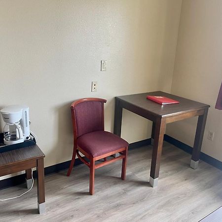 Econo Lodge Inn & Suites Corning Værelse billede