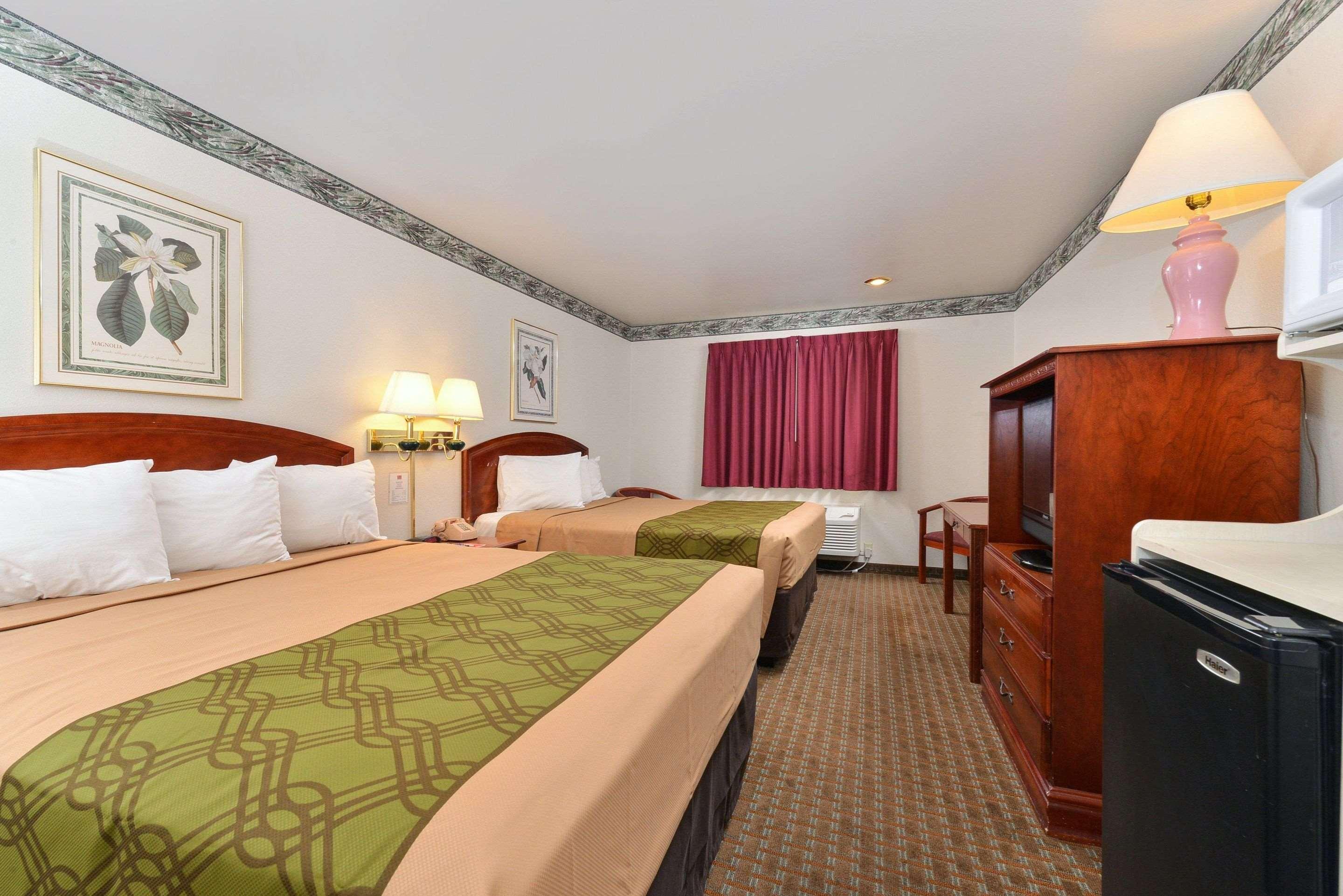 Econo Lodge Inn & Suites Corning Eksteriør billede