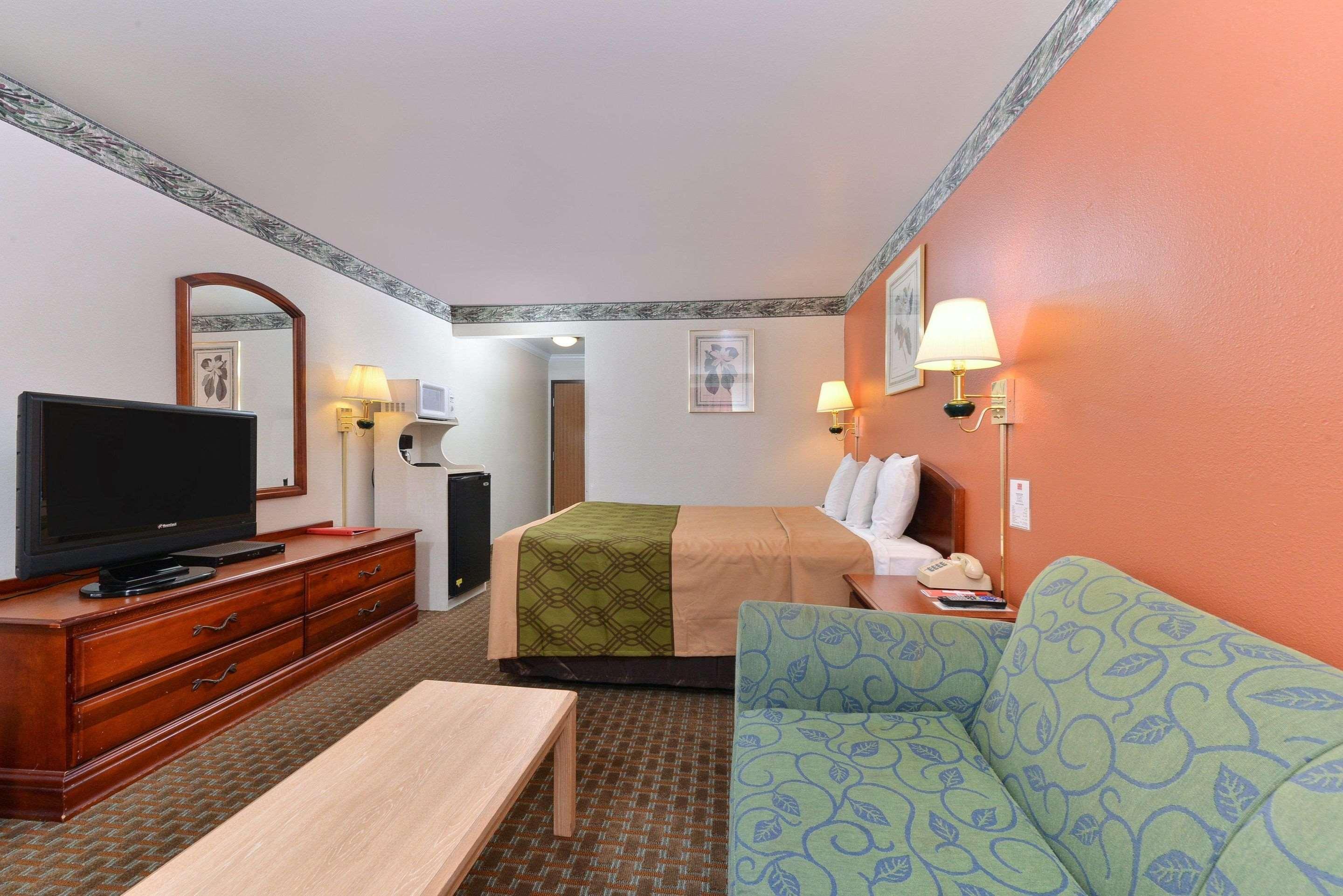 Econo Lodge Inn & Suites Corning Eksteriør billede